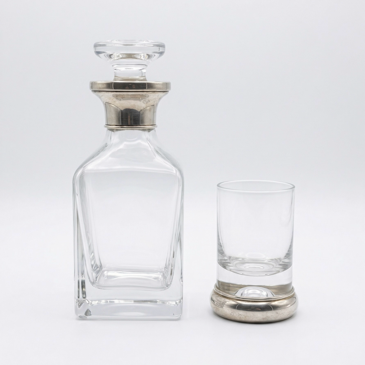 Whiskeyglas und Decanter